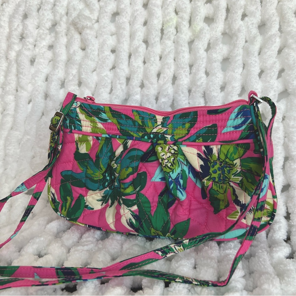 🌺Vera Bradley Small Purse in Tropical Paradise, Pink